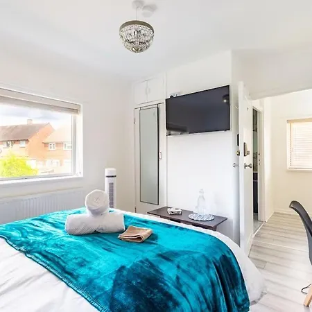 Guest house Great Barr Near Junction 7 M6 *